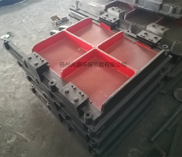 江蘇揚州“#”字形鑄鐵閘門工藝、節能(圖1) mmexport1552.jpg